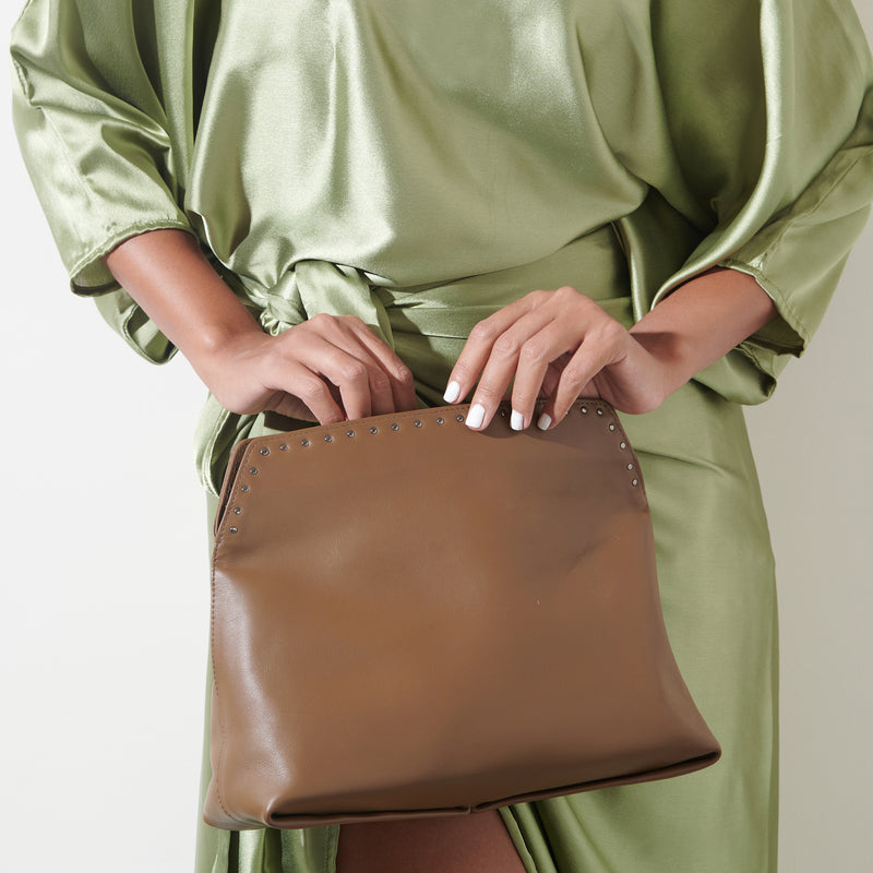 The Row Small Lunch Bag Nyra Clutch – Trōv